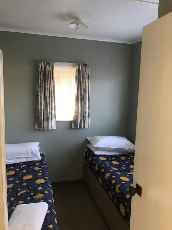 Windsor Lodge & Caravan Park Waitahanui מראה חיצוני תמונה