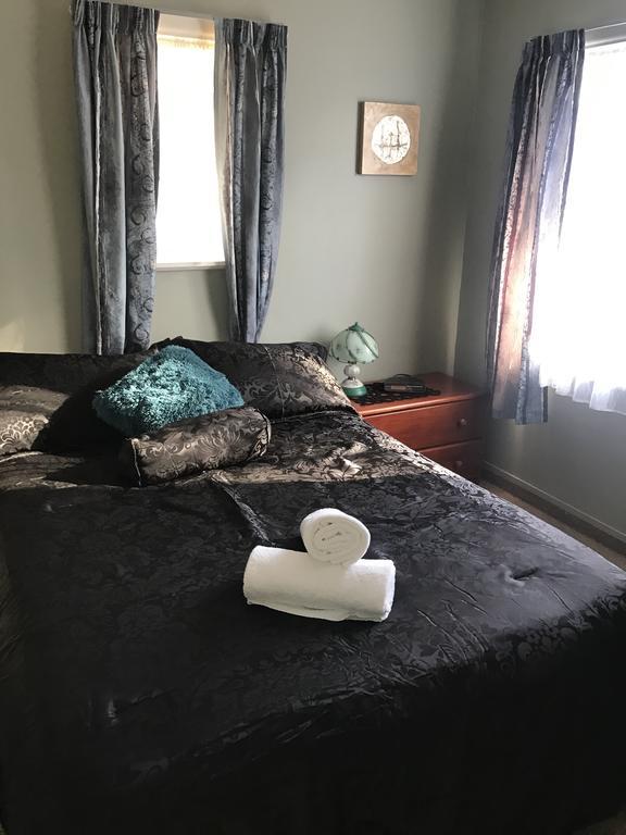 Windsor Lodge & Caravan Park Waitahanui מראה חיצוני תמונה