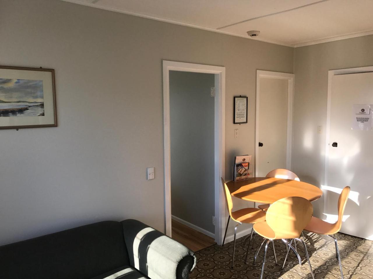 Windsor Lodge & Caravan Park Waitahanui מראה חיצוני תמונה